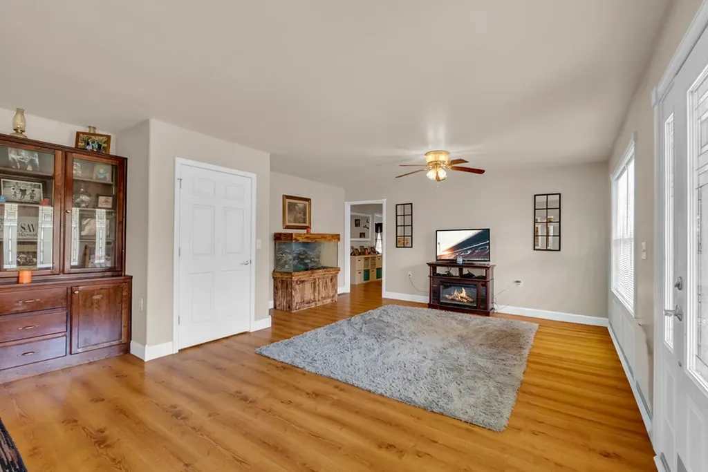 908 River Chase Trail Clarkrange TN 38553