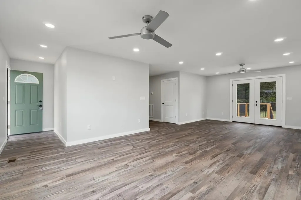 2396 Highway 70 E Cookeville TN 38501