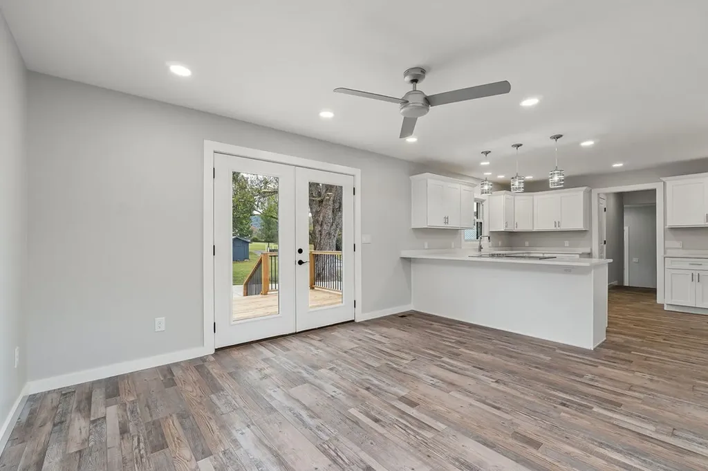 2396 Highway 70 E Cookeville TN 38501