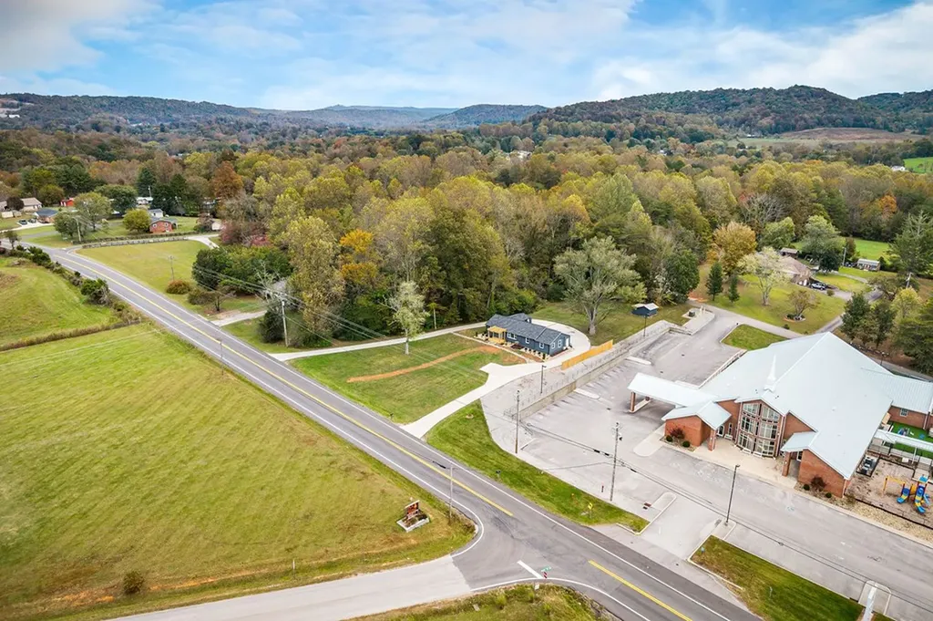 2396 Highway 70 E Cookeville TN 38501