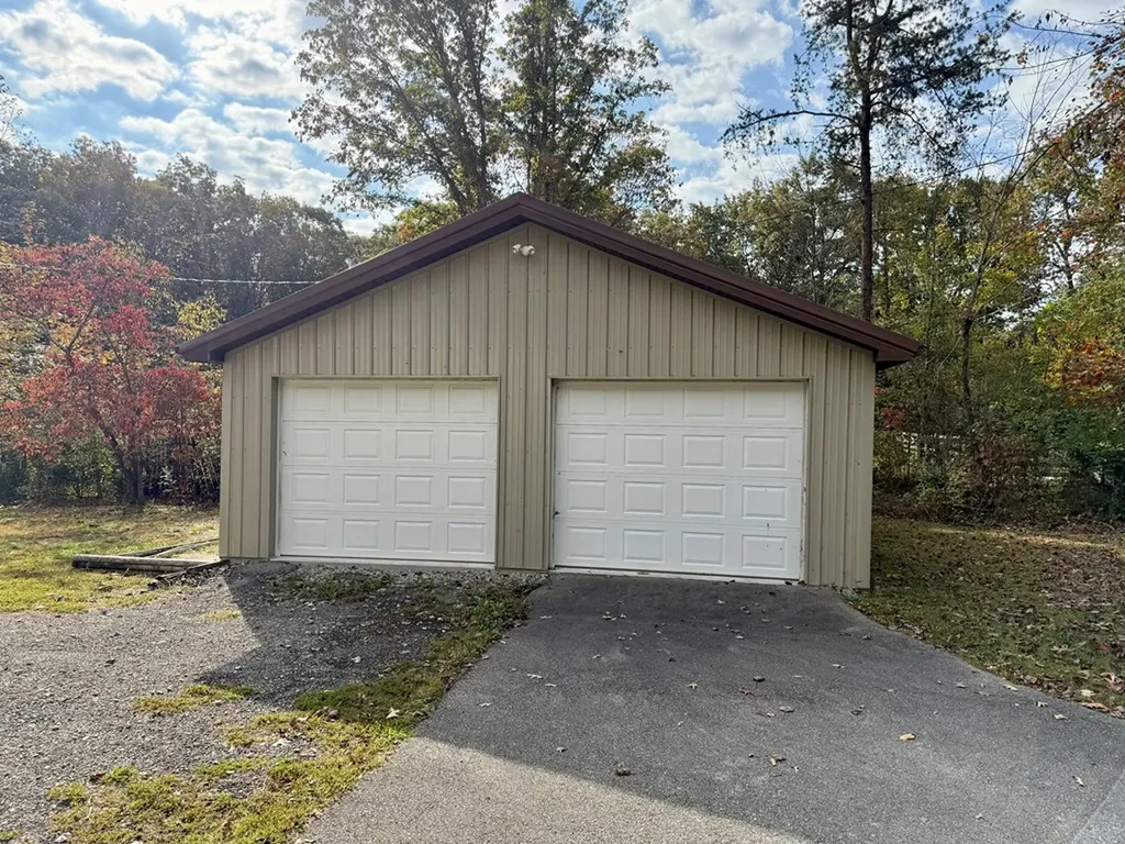 531 Mary Cromwell Road Jamestown TN 38556