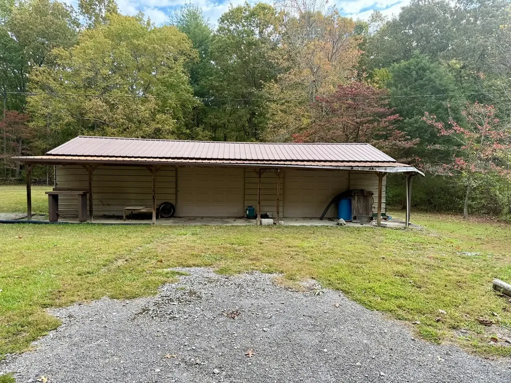 531 Mary Cromwell Road Jamestown TN 38556