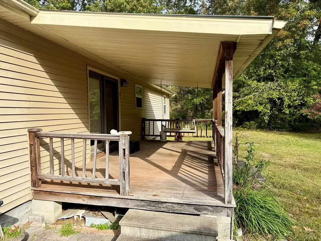 531 Mary Cromwell Road Jamestown TN 38556