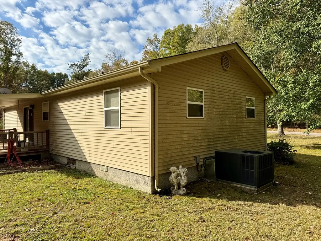 531 Mary Cromwell Road Jamestown TN 38556