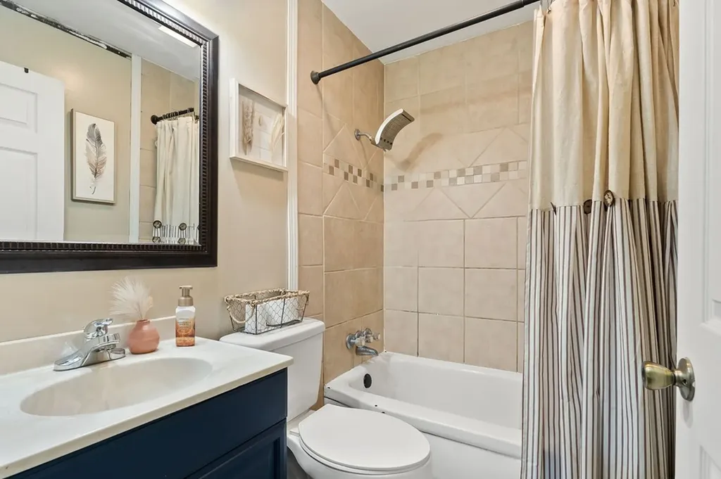 13400 Old Kentucky Road Walling TN 38587