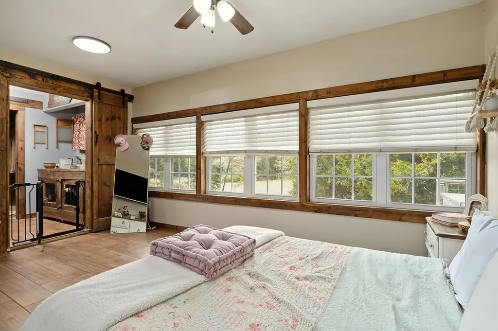 13400 Old Kentucky Road Walling TN 38587