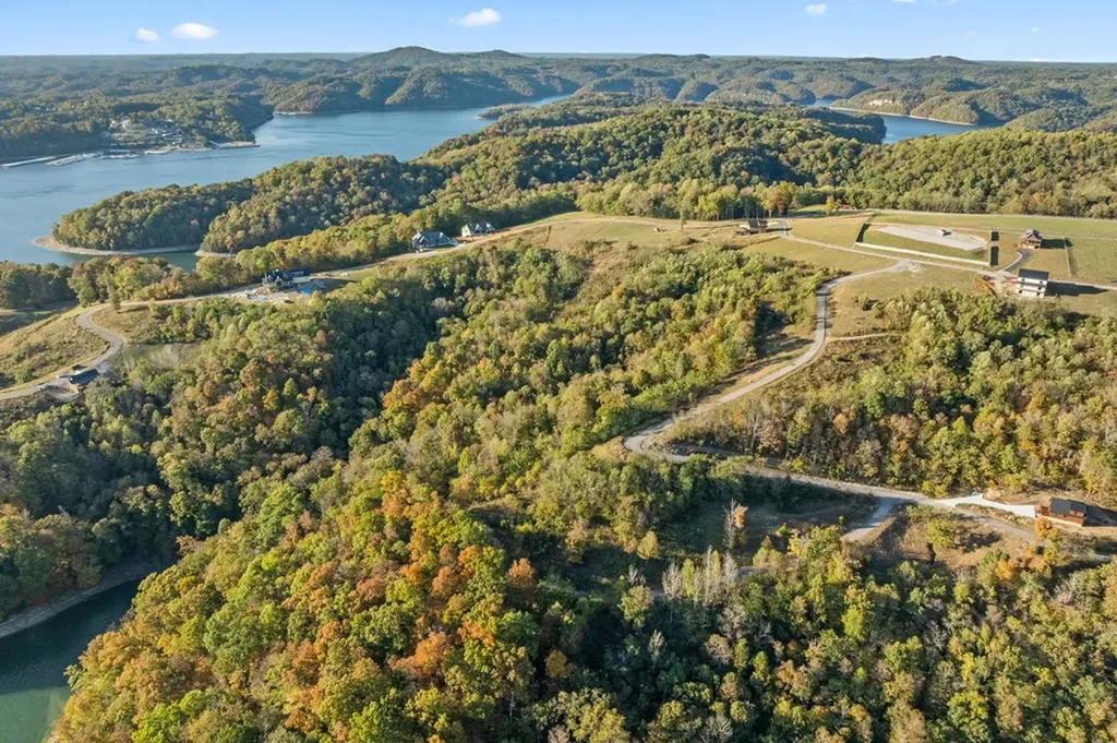 Lot 20d Crappie Lane Hilham TN 38568