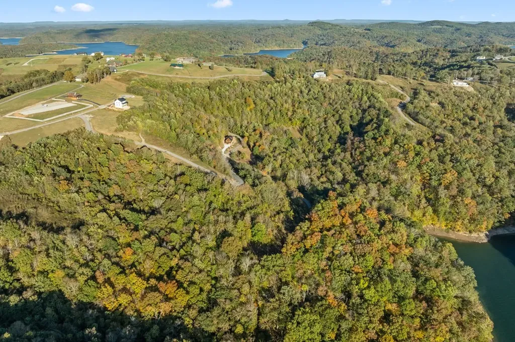 Lot 20d Crappie Lane Hilham TN 38568
