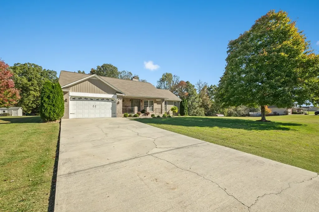 280 Hailey Ridge Lane Gainesboro TN 3856