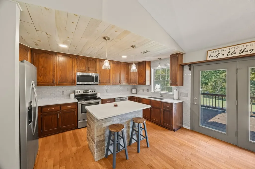 280 Hailey Ridge Lane Gainesboro TN 3856