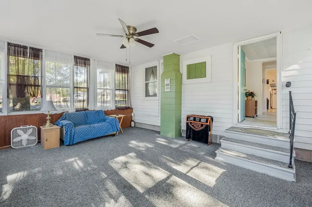 2634 Pine Grove Road Spencer TN 38585