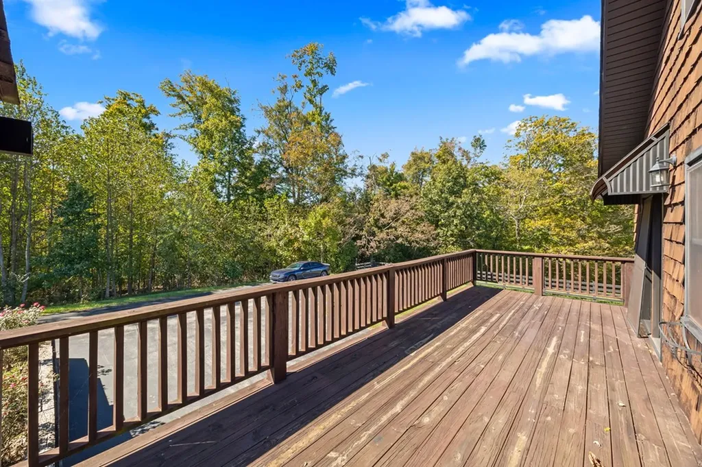 5091 Turney Groce Road Byrdstown TN 38549