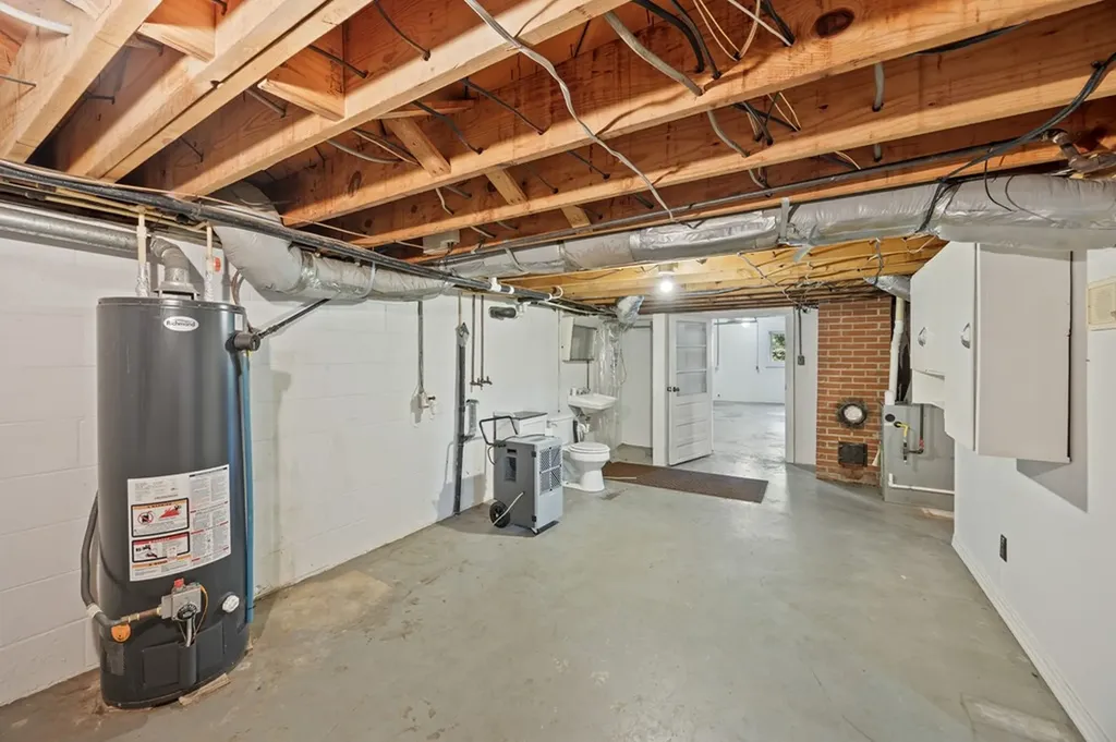 5091 Turney Groce Road Byrdstown TN 38549