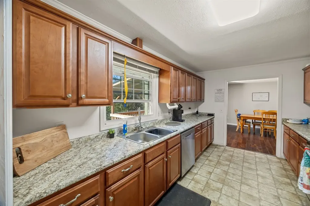 3464 S Grundy Quarles Highway Gainesboro TN 38562