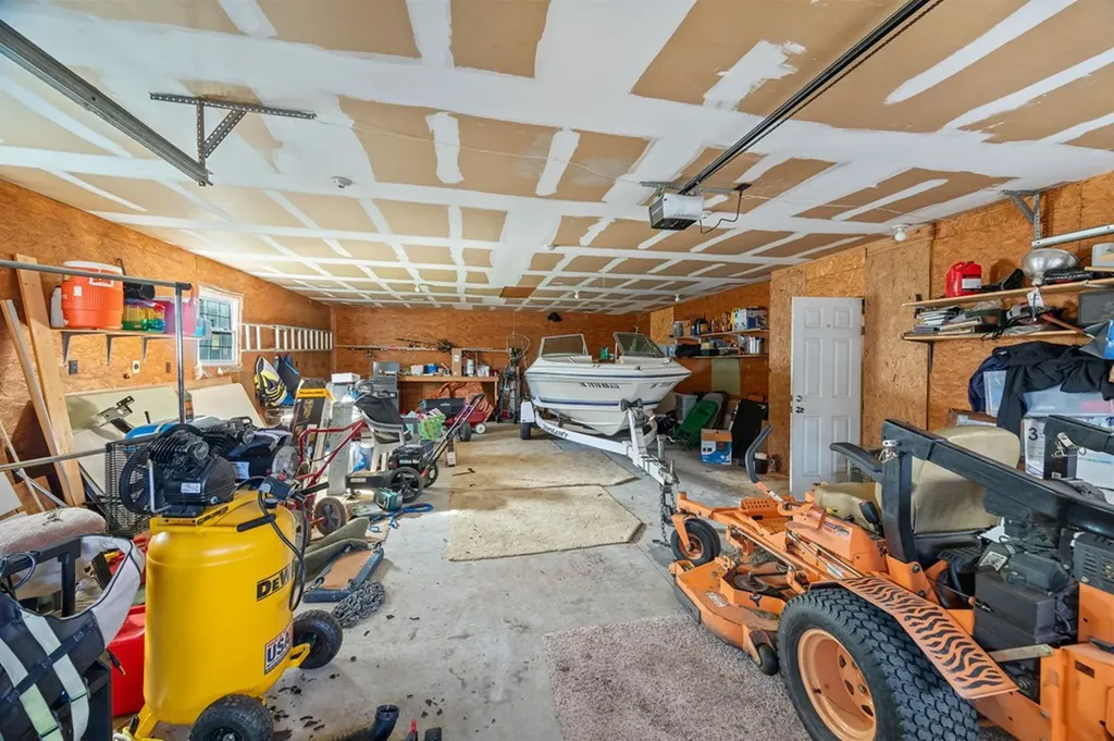 3464 S Grundy Quarles Highway Gainesboro TN 38562