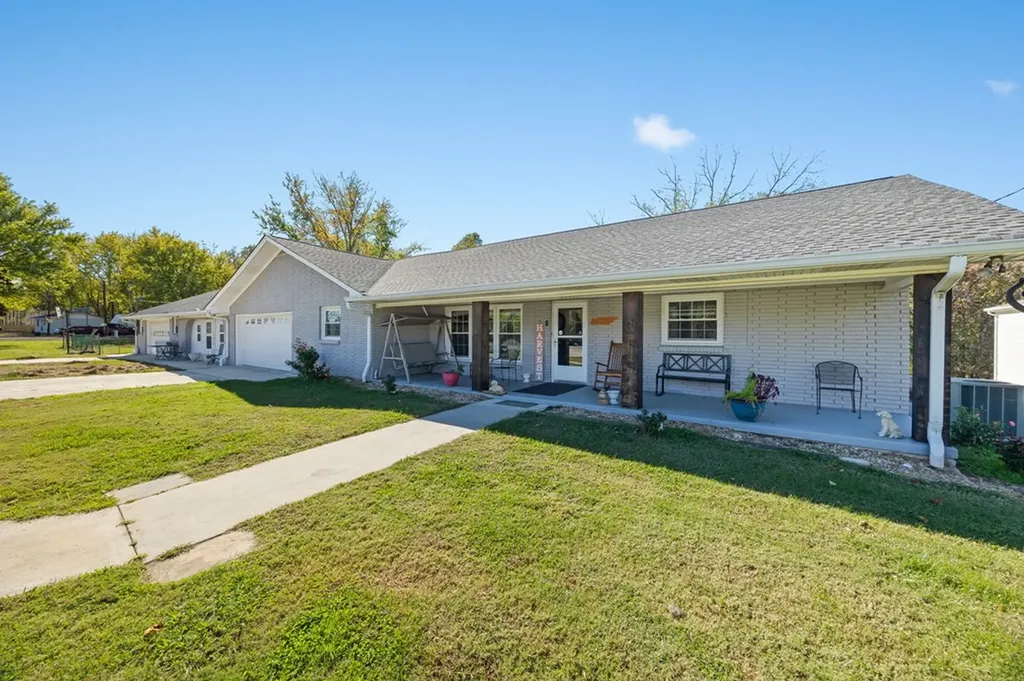 3464 S Grundy Quarles Highway Gainesboro TN 38562