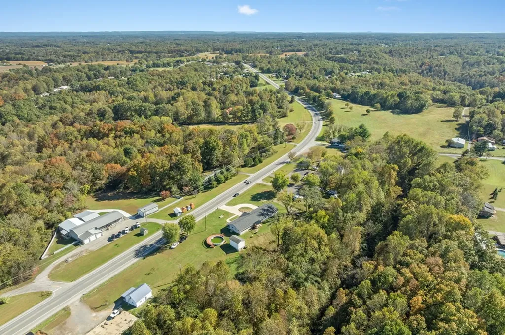 3464 S Grundy Quarles Highway Gainesboro TN 38562