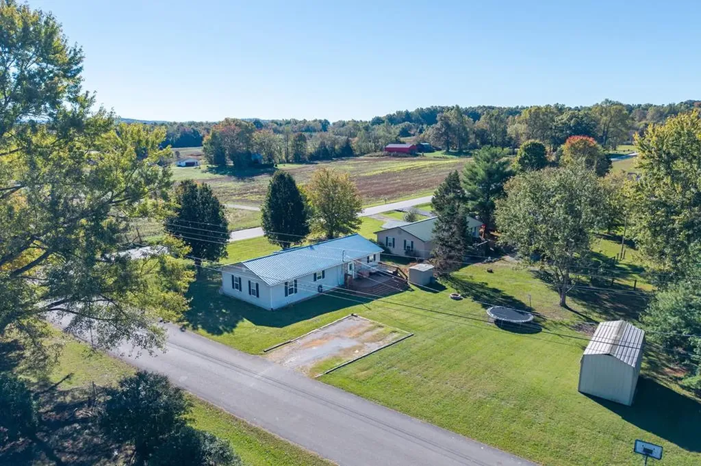 6538 6538 Hilham Cookeville TN 38506