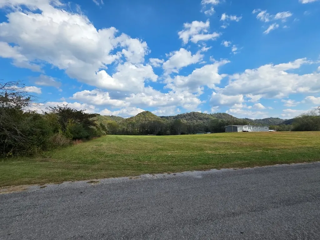 Tract 16 Fairground Lane Whitleyville TN 38588
