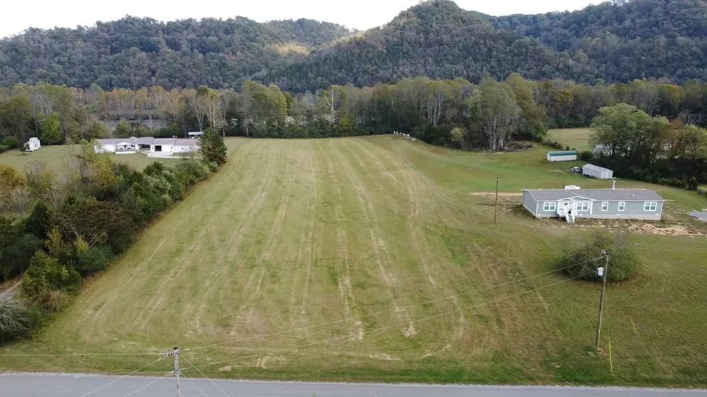 Tract 16 Fairground Lane Whitleyville TN 38588