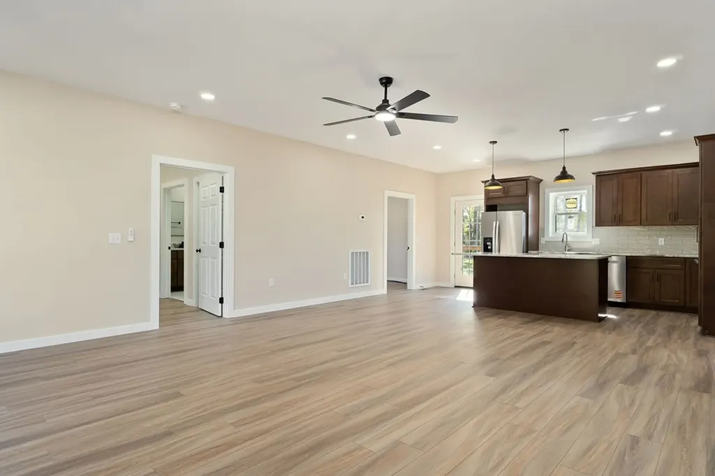 599 Hutchins Bend Road Sparta TN 38583