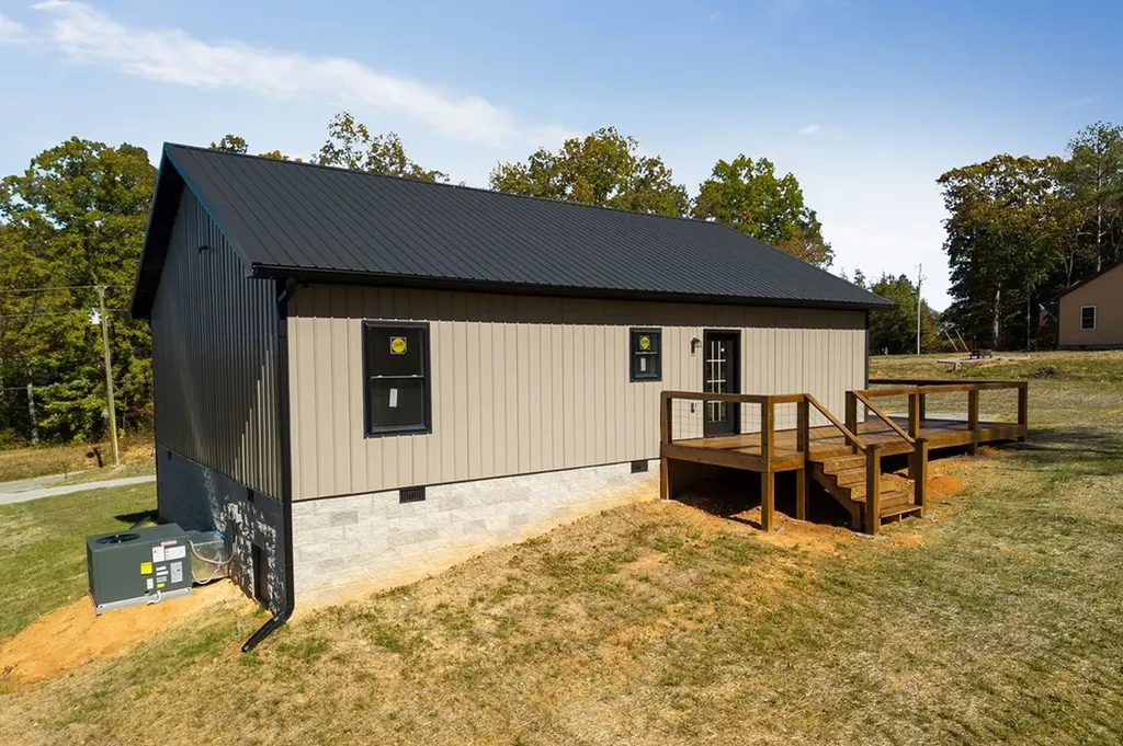 599 Hutchins Bend Road Sparta TN 38583