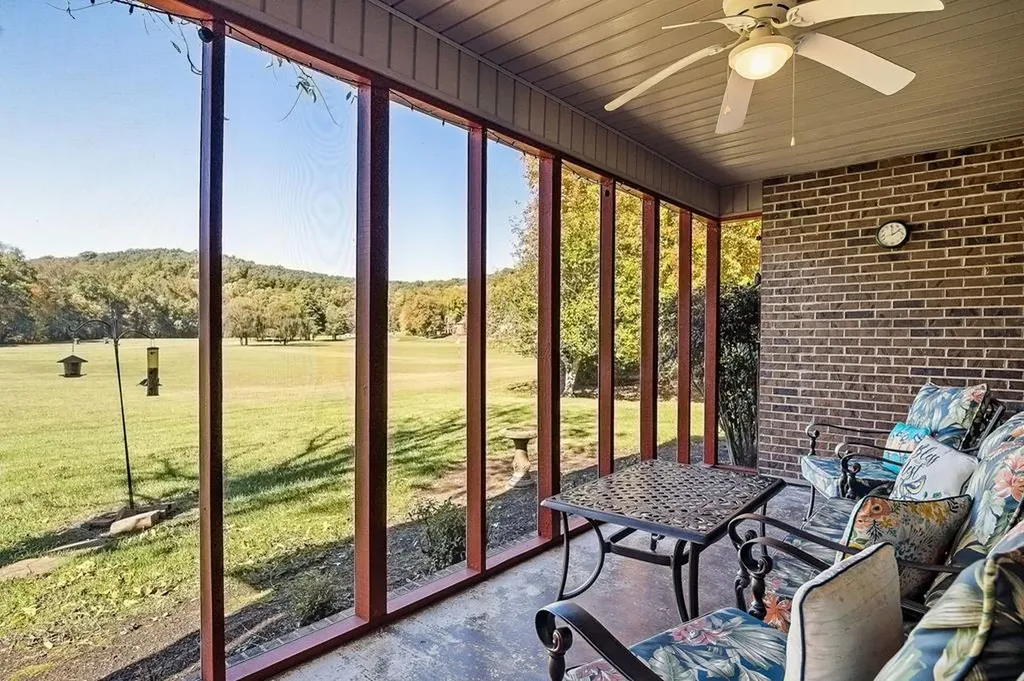 1128 N Plantation Drive Cookeville TN 38506