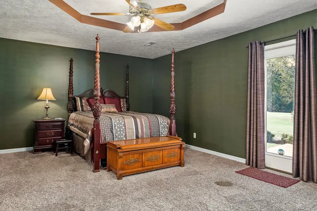 1128 N Plantation Drive Cookeville TN 38506