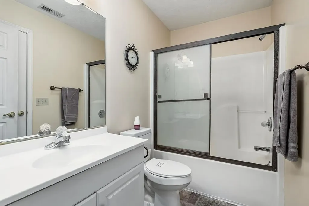 1128 N Plantation Drive Cookeville TN 38506