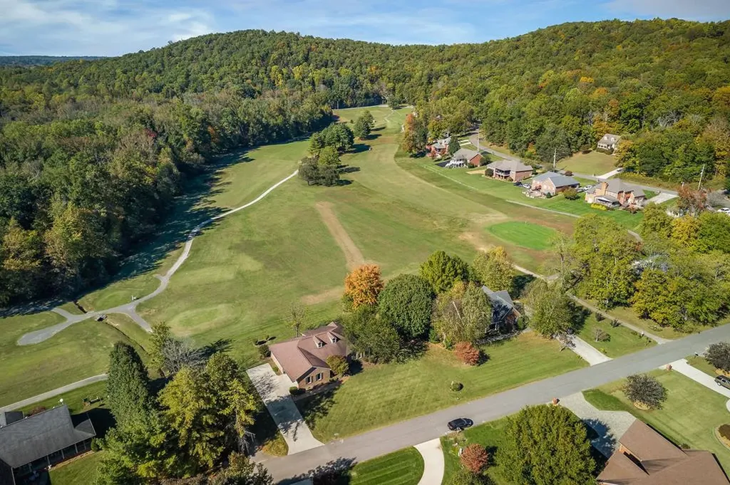 1128 N Plantation Drive Cookeville TN 38506