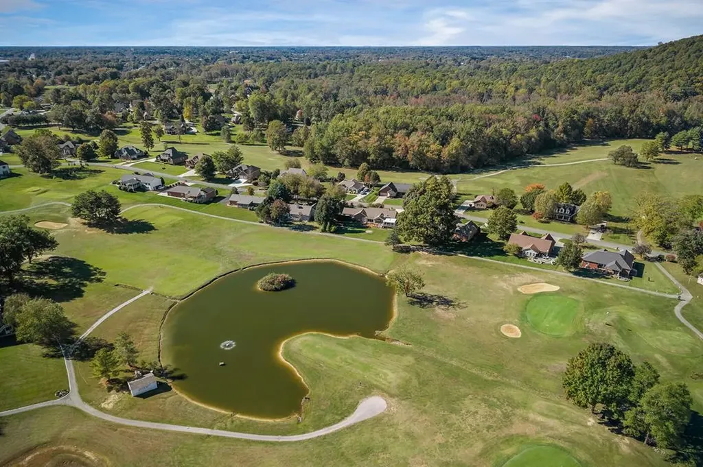 1128 N Plantation Drive Cookeville TN 38506