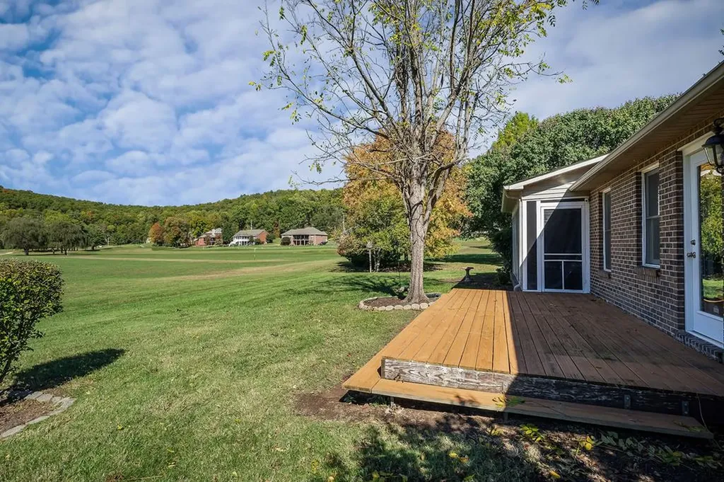 1128 N Plantation Drive Cookeville TN 38506