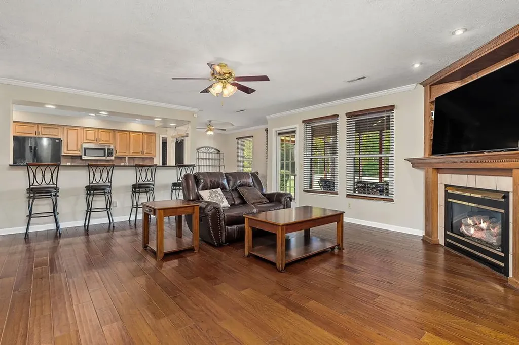 1128 N Plantation Drive Cookeville TN 38506