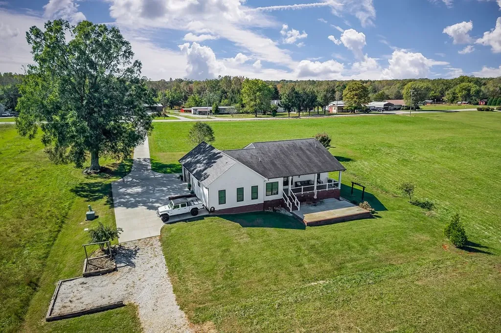 3868 Burgess Falls Road Cookeville TN 38583