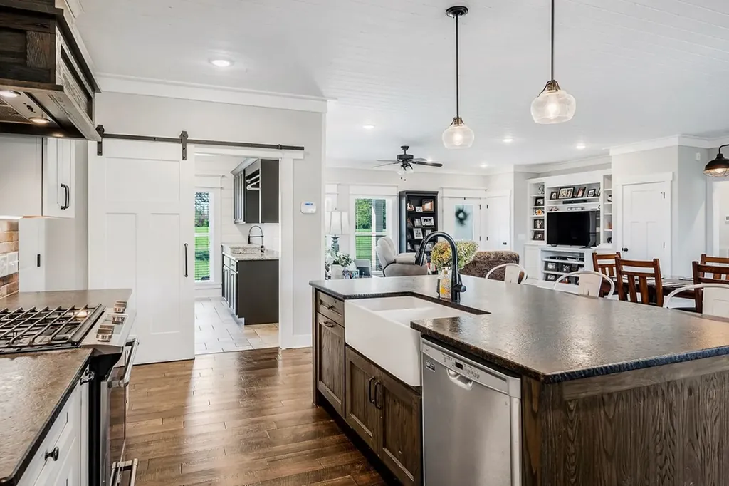 3868 Burgess Falls Road Cookeville TN 38583