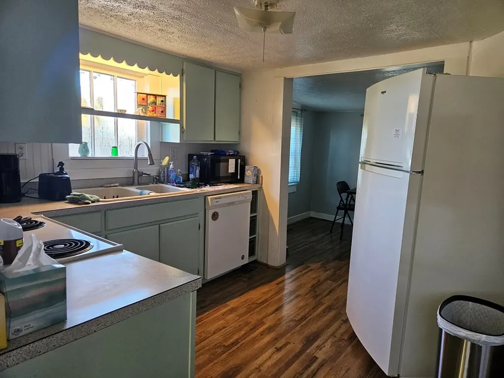 214 S South Young Street Sparta TN 38583