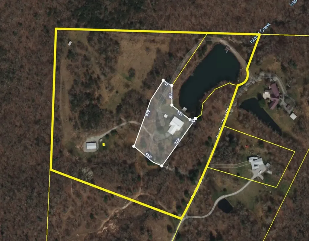 1101 Tom Davidson Road Crab Orchard TN 37723