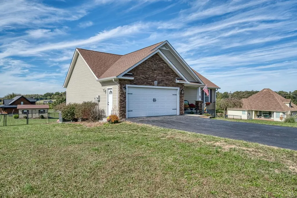 500 Bethlehem Estates Drive Rickman TN 38580