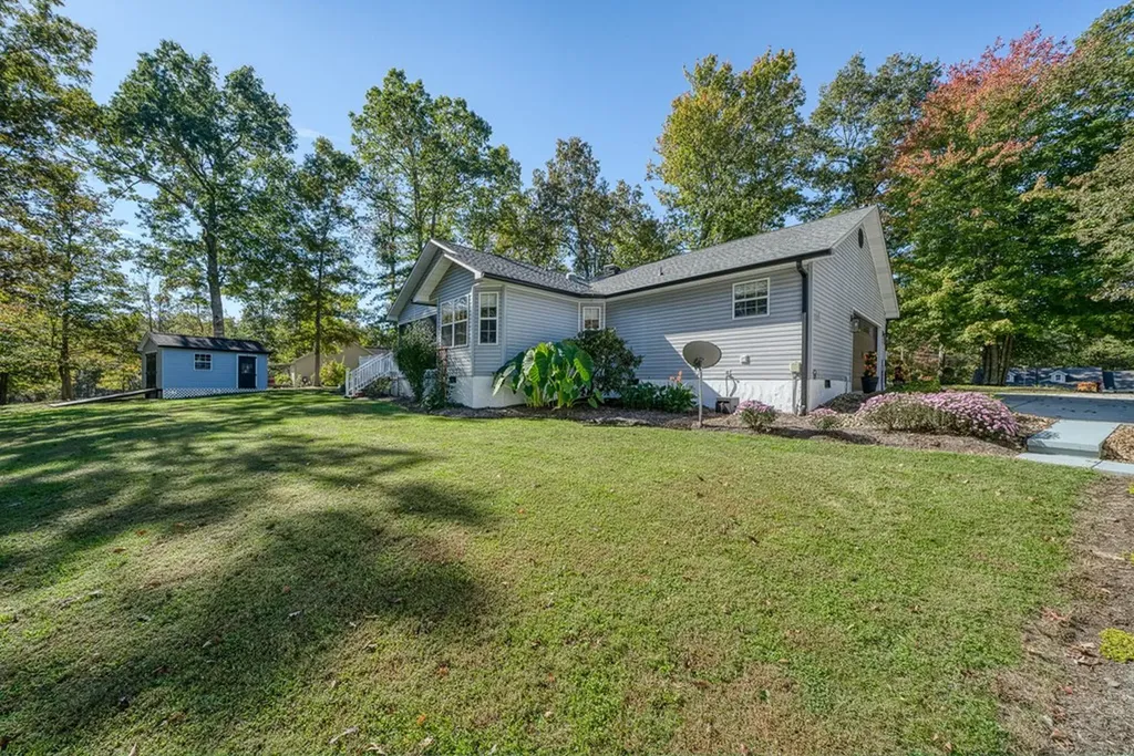 1588 Sunset Ridge Drive Crossville TN 38571