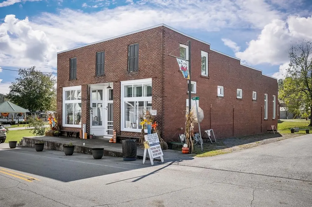 164 Clover Street Granville TN 38564-4929