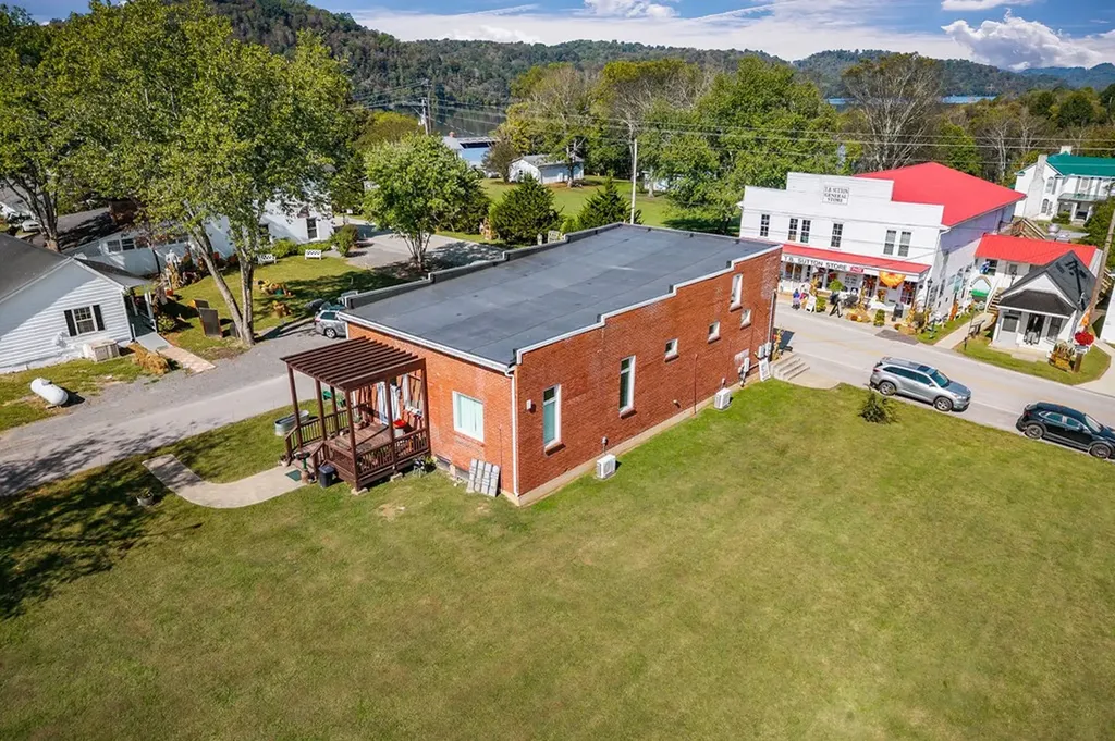 164 Clover Street Granville TN 38564-4929