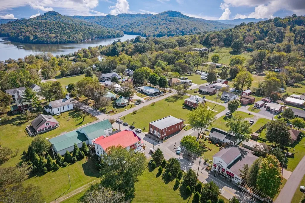 164 Clover Street Granville TN 38564-4929