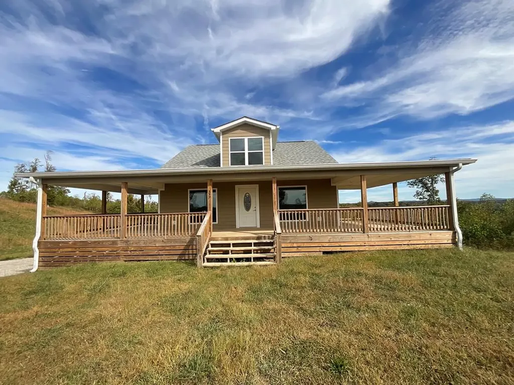 357 Taylor Road Byrdstown TN 38549