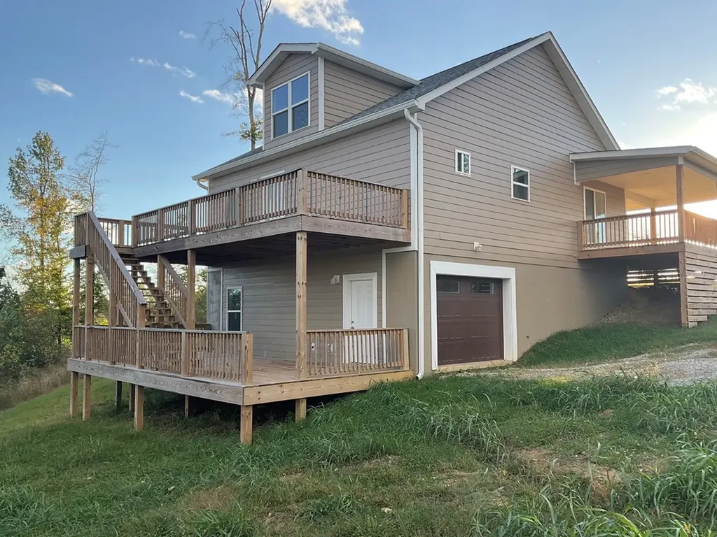 357 Taylor Road Byrdstown TN 38549