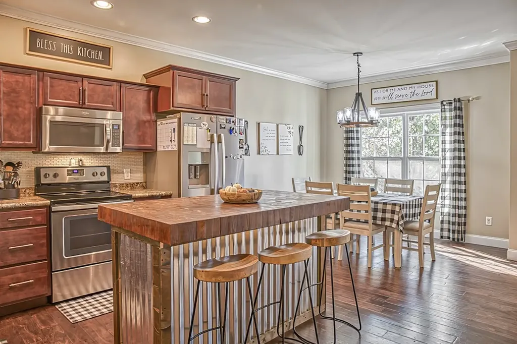 1440 Apple Valley Cookeville TN 38501