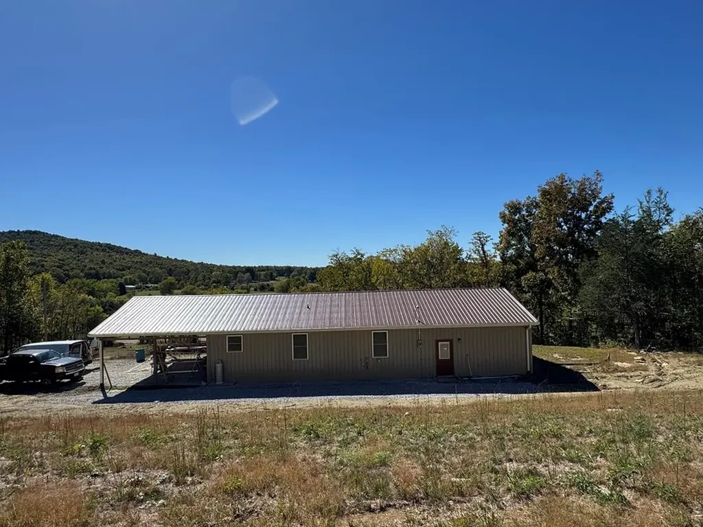 427 Highland Mountain Road Livingston TN 38570