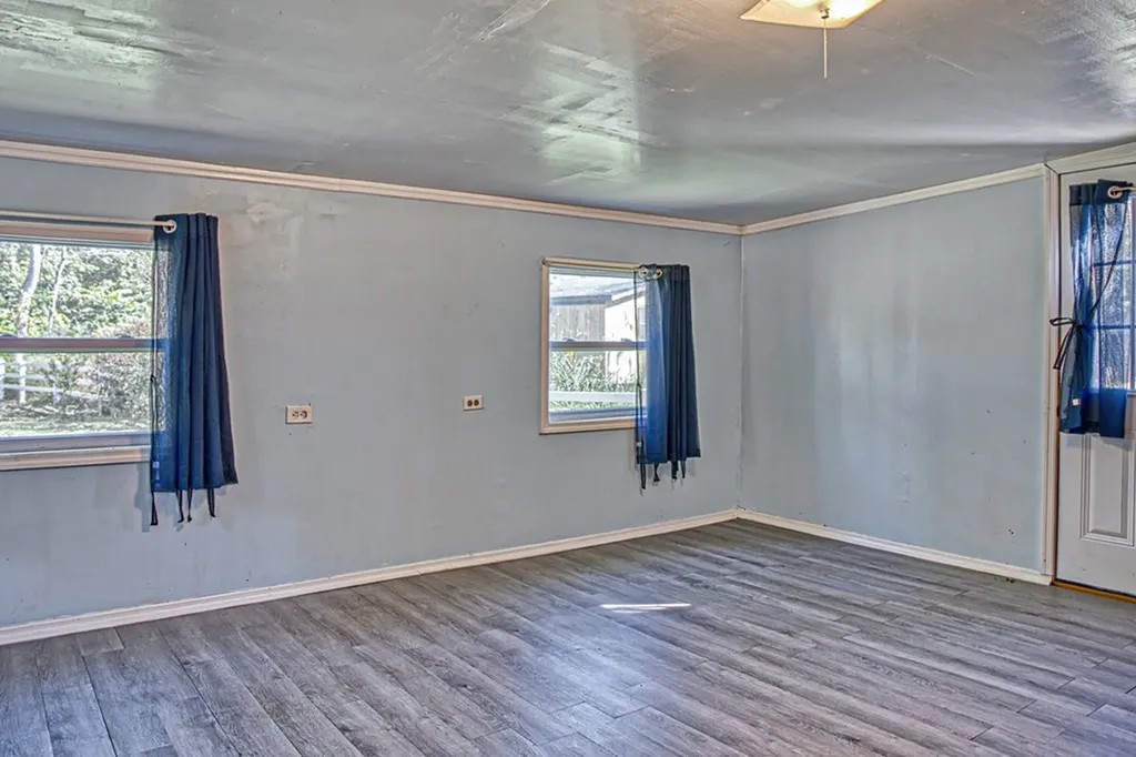 513 N Congress Boulevard Smithville TN 37166