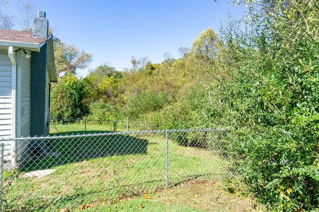 518 Flatt Spur Road Jamestown TN 38556