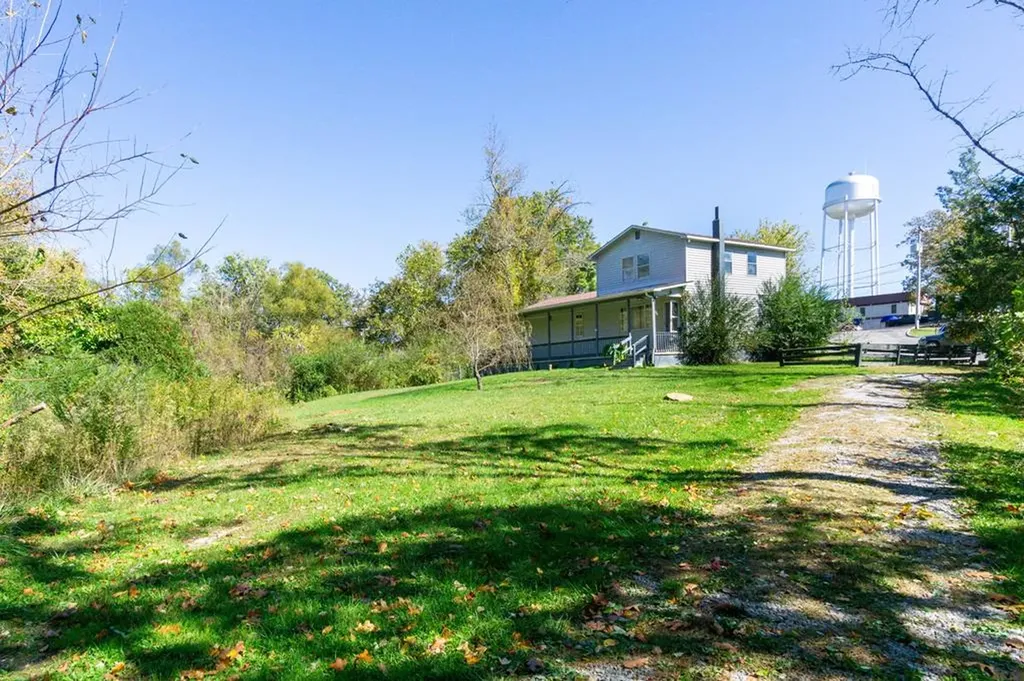 518 Flatt Spur Road Jamestown TN 38556