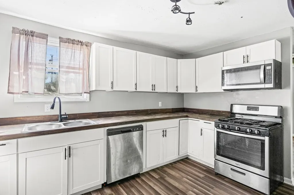 518 Flatt Spur Road Jamestown TN 38556